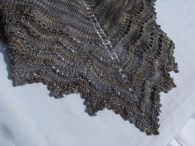 Easy Lace Shawl Knitting Pattern | FaveCrafts.com
