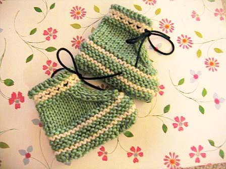 How to Make Knitted Converse Baby Booties | eHow